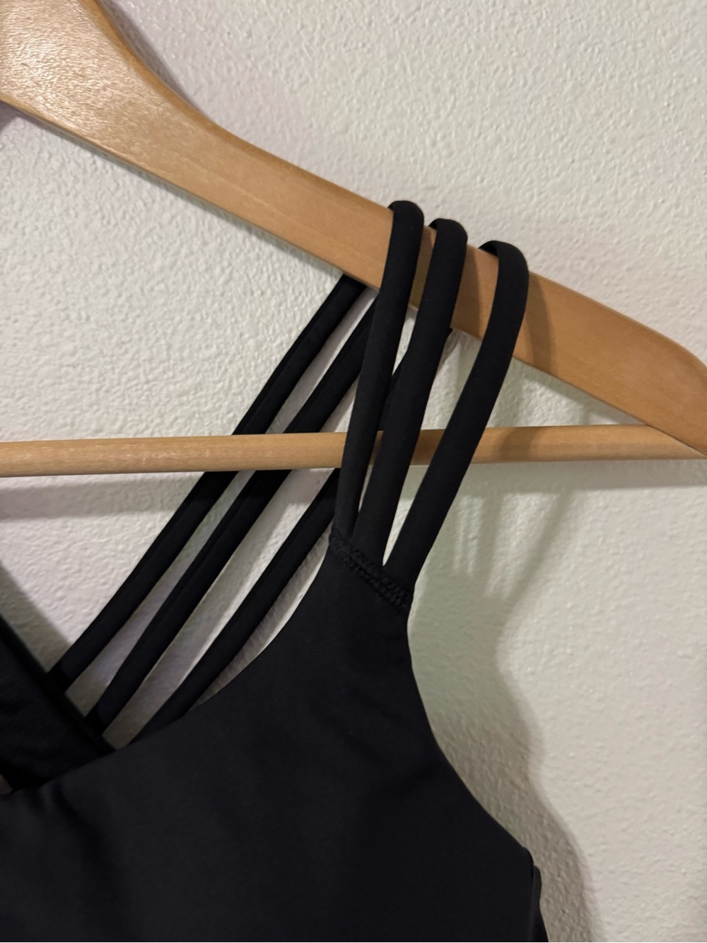 Athleta Train Free Sports Bra A-C Black Padded Workout Gym 2025-Medium - Picture 5 of 8